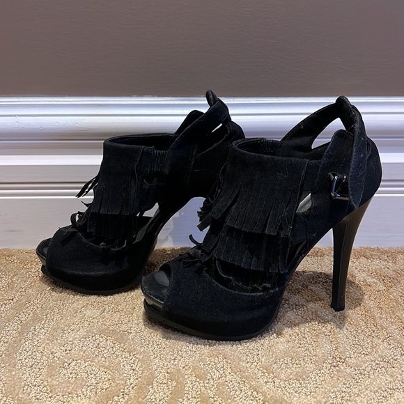 Just Fab fringe heels - Picture 2 of 3